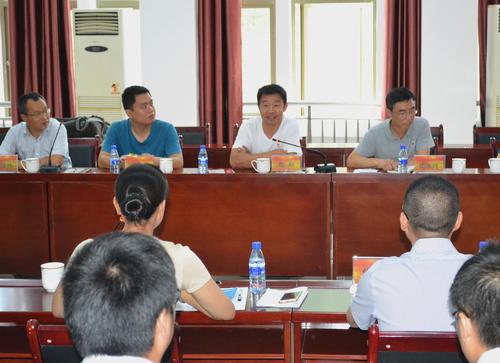 河北國防科工局副局長(cháng)趙勛一行到海峽科化龍巖分公司交流指導分公司。蘇艷麗攝.jpg
