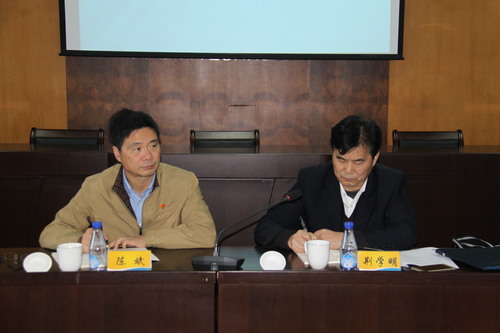 羅聯(lián)河：省機電控股公司領(lǐng)導到公司召開(kāi)民主生活會(huì )征求意見(jiàn)會(huì )1.jpg