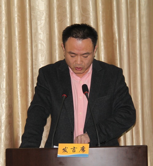 羅聯(lián)河：公司召開(kāi)2018年度工作會(huì )議06.jpg