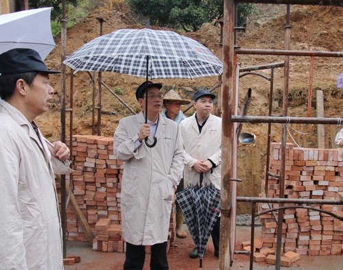公司總經(jīng)理顏建議到福安分公司調研指導技術(shù)改造工作1.jpg