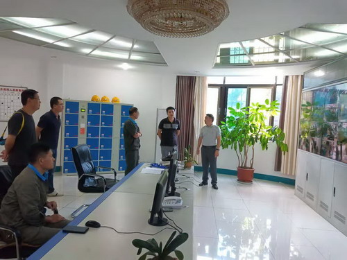 工信潘局走訪(fǎng)_調整大小.jpg