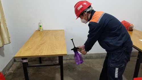 （采用）王凱南-富興建設公司將樂(lè )支部“黨員先鋒隊”抗疫在行動(dòng)1_調整大小.jpg
