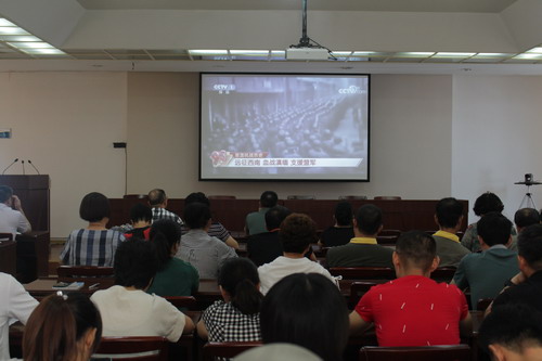 永安分公司賴(lài)寶祿：永安分公司組織學(xué)習觀(guān)看中國抗日戰爭紀念館舉行向抗戰烈士敬獻花籃儀式 (2)_調整大小.jpg