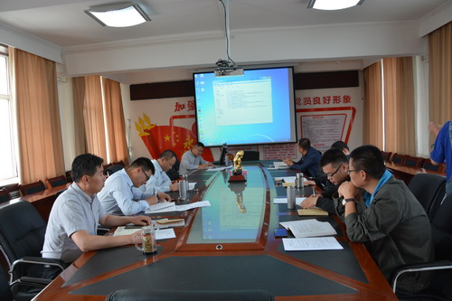 中共海西東諾公司黨支部舉行意識形態(tài)工作專(zhuān)題會(huì )現場(chǎng)_調整大小.jpg
