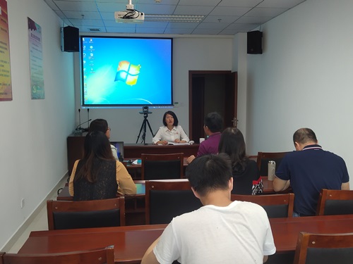 (改）?？剖∶?#65533;?劉敏 ?？乒军h委委員、財務(wù)總監于欽華到省民爆公司開(kāi)展集體廉政談話(huà)和安全督查.jpg