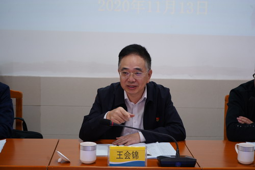 烽林林美玲：機電領(lǐng)導調研4_調整大小.JPG