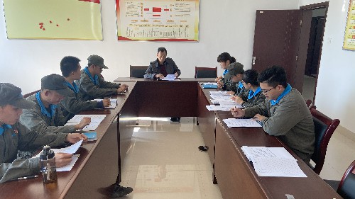 盧松燁：龍巖分公司團支部召開(kāi)2020年度組織生活會(huì )暨第四季度團員大會(huì )~1.jpg