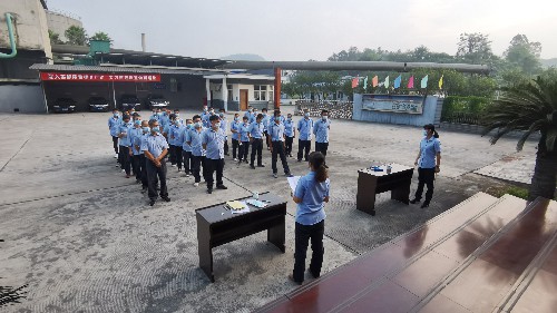 永安雙華公司朱達成：工藝趣味活動(dòng)現場(chǎng)~1.jpg