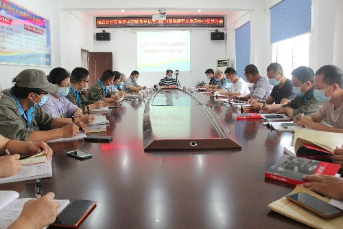 福安分公司胡廷淦：圖�?�?6日海峽科化公司黨委委員、紀委書(shū)記何浦寨到福安分公司參加黨委理論中心組學(xué)習巡聽(tīng)旁聽(tīng)~1.jpg