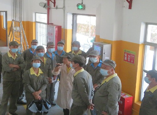 福安分公司胡幼華：圖�?�?5日福安分公司組織開(kāi)展技改線(xiàn)(二期)現場(chǎng)培訓~1.jpg