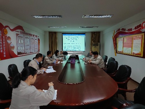 永安雙華公司鄧焱珍：永安雙華公司黨支部研究部�?“提高效率、提升效能、提增效益”行�?~1.jpg