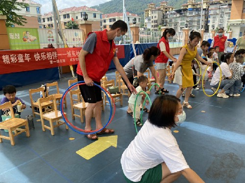 烽林連珂瑩：志愿服務(wù)現場(chǎng)照片.jpg