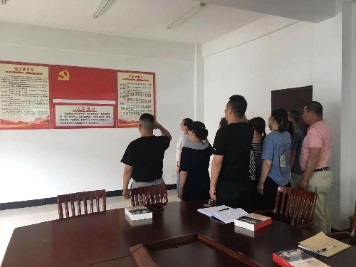 福安分公司陳燕清：圖為機關(guān)支部開(kāi)展主題黨日活�?(2)~1.jpg