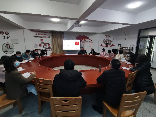 12�?6日，分公司黨委委員、副總經(jīng)理朱廣杰為機關(guān)第一黨支部宣講黨的二十大精神（圖 呂寶鑫）2 [原始大小].jpg