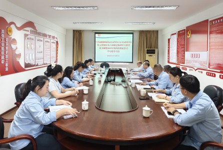 格式工廠(chǎng)永安雙華公司鄧焱珍：讀書(shū)班.jpg